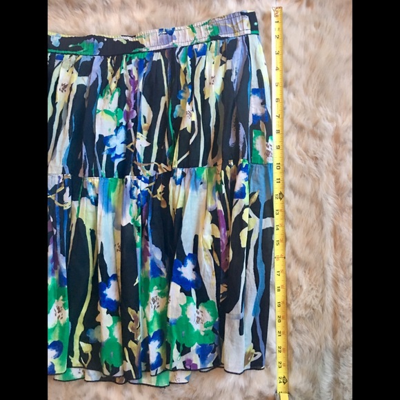 Old Navy-Pretty Multi-color Ruffle Skirt - Picture 5 of 5